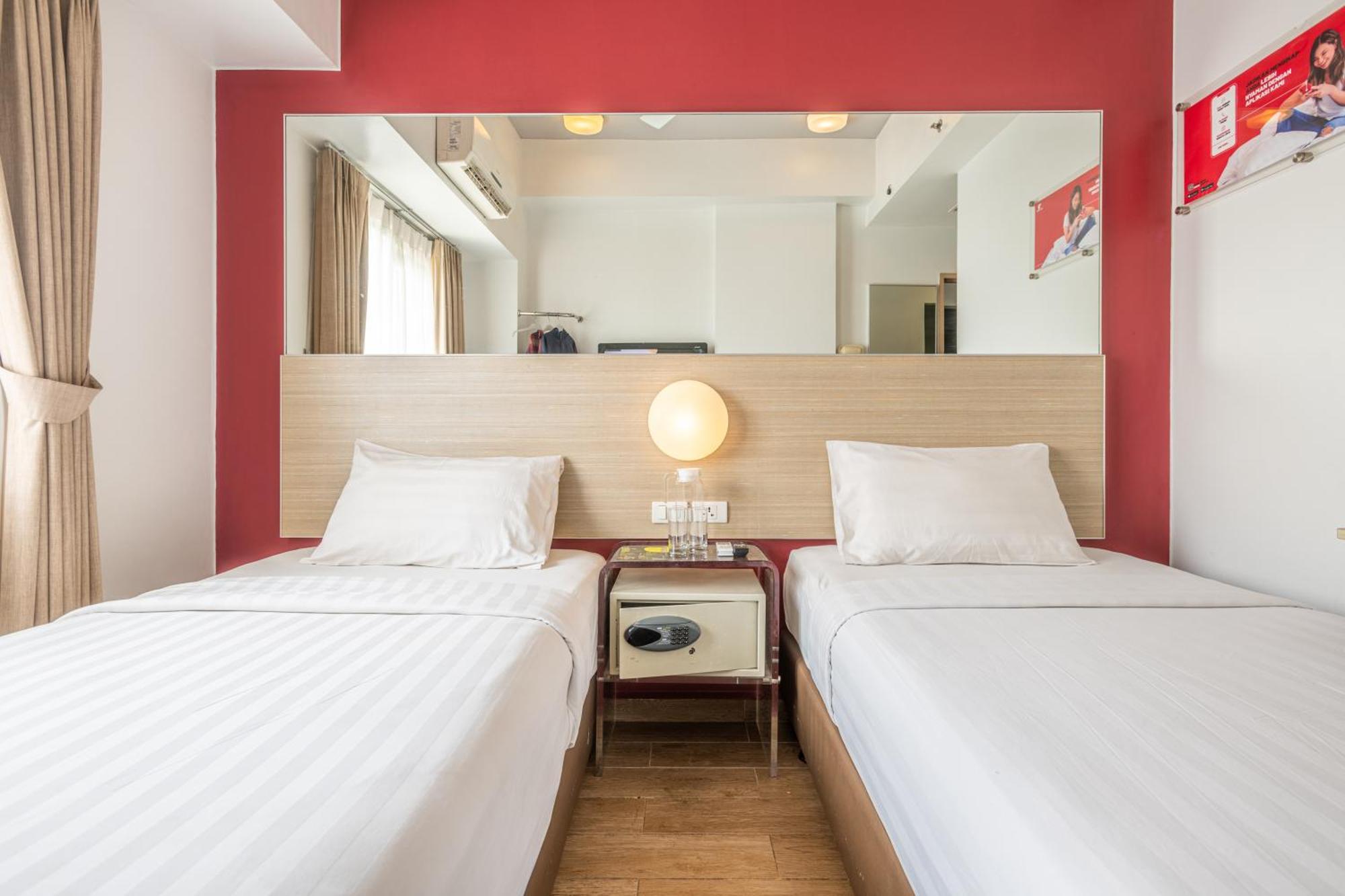 Monoloog Hotel Palembang Exterior foto