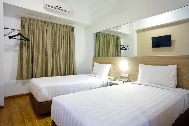 Monoloog Hotel Palembang Exterior foto